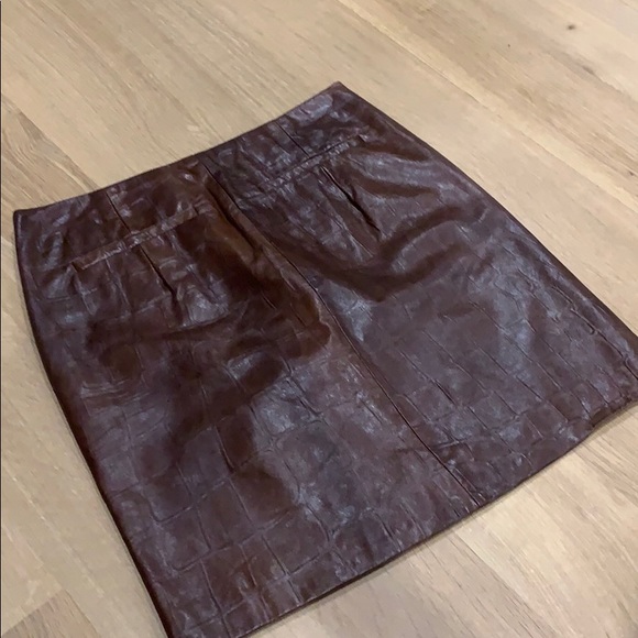 Poleci brown leather skirt - size 4 - Picture 3 of 10